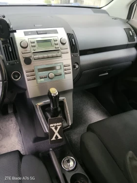 Toyota Corolla verso 2.0 D-4D, снимка 7