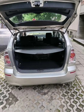 Toyota Corolla verso 2.0 D-4D, снимка 12