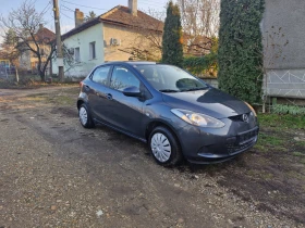 Mazda 2, снимка 1