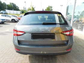 Skoda Superb Combi 2.0 TDI Navi, снимка 6