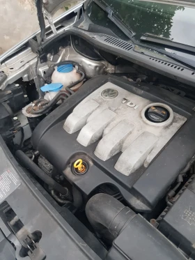 VW Touran 1900 - 6300 лв. / 3221.14 € - 55931065 6