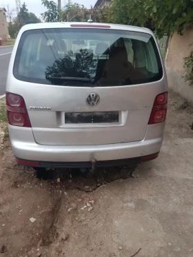 VW Touran 1900 - 6300 лв. / 3221.14 € - 55931065 4