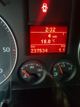 VW Touran 1900 - 6300 лв. / 3221.14 € - 55931065 9