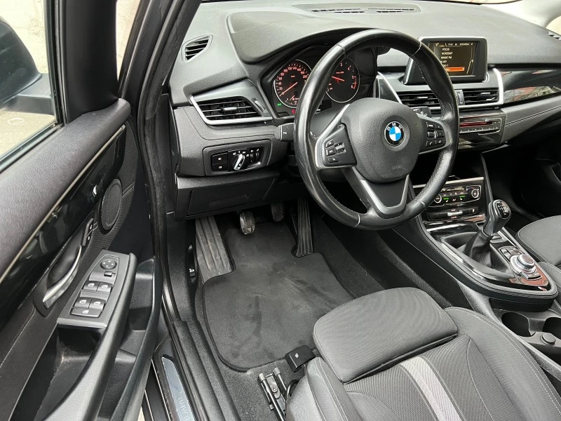 BMW 2 Active Tourer 2.0d NAVI/PODGREV/KOJA/6sk/UNIKAT, снимка 9 - Автомобили и джипове - 39465802