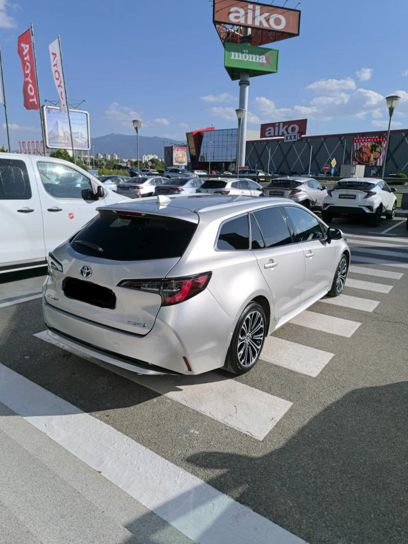 Toyota Corolla Touring Sports, снимка 5 - Автомобили и джипове - 47288750