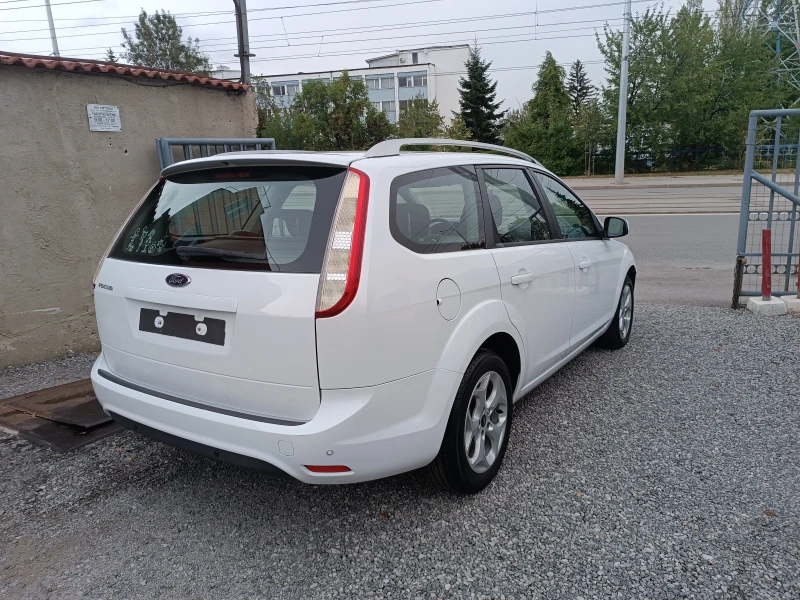 Ford Focus 1.6i БЕНЗИН/ГАЗ 115 PS, снимка 8 - Автомобили и джипове - 47747125