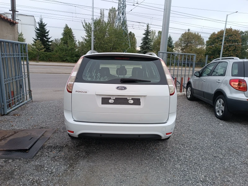 Ford Focus 1.6i БЕНЗИН/ГАЗ 115 PS, снимка 6 - Автомобили и джипове - 47747125