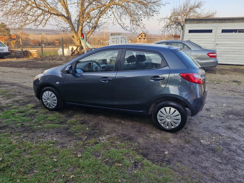 Mazda 2, снимка 4 - Автомобили и джипове - 48509862