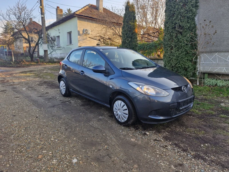 Mazda 2, снимка 1 - Автомобили и джипове - 48509862