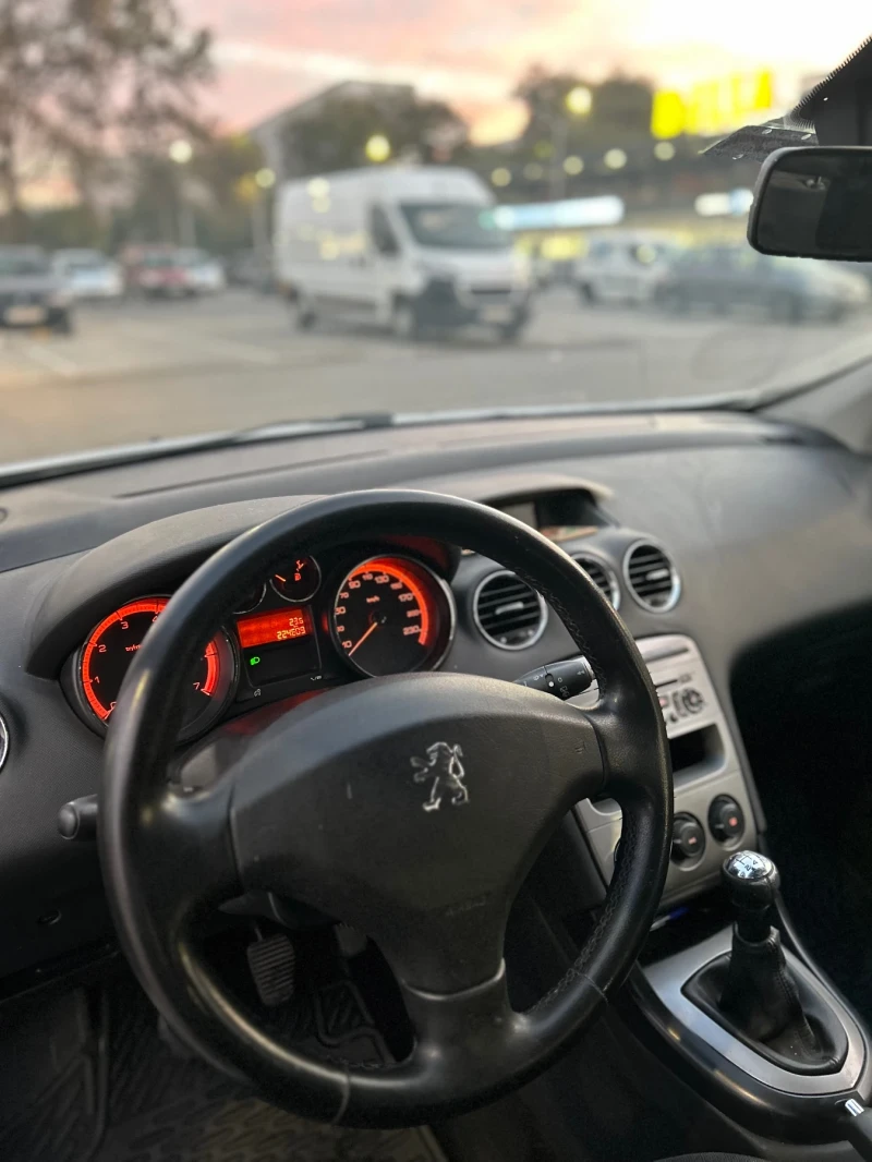 Peugeot 308, снимка 8 - Автомобили и джипове - 49438879