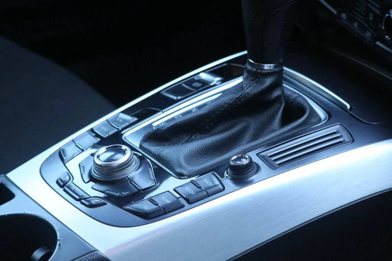 Audi A5 S Line, снимка 7 - Автомобили и джипове - 51552300