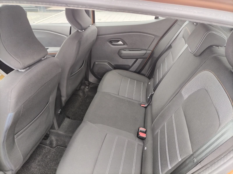 Dacia Sandero TCe 100 к.с. Бензин/Газ, снимка 12 - Автомобили и джипове - 52754446