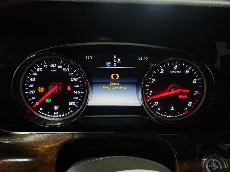 Mercedes-Benz E 300, снимка 9 - Автомобили и джипове - 52805654