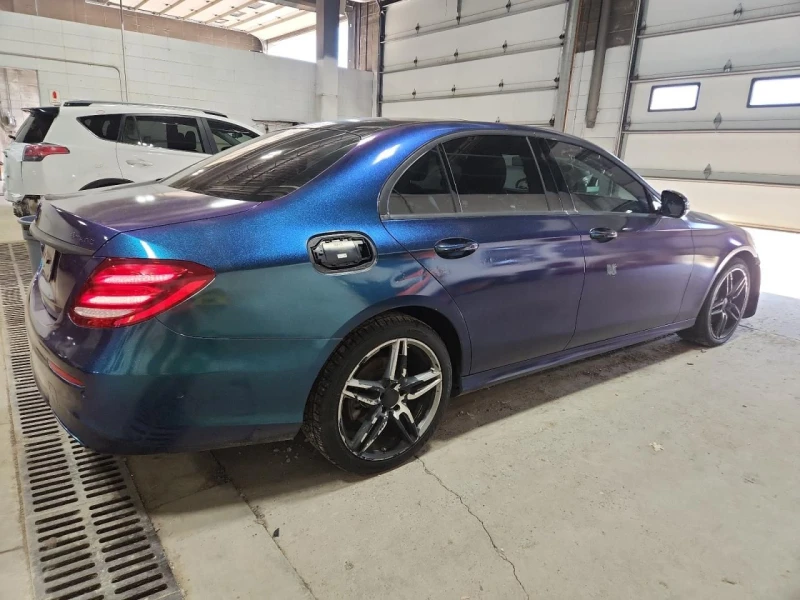 Mercedes-Benz E 300, снимка 3 - Автомобили и джипове - 52805654