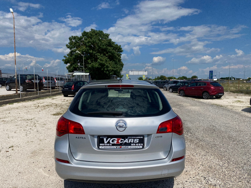 Opel Astra 1.7D,125ck.ЛИЗИНГ, снимка 6 - Автомобили и джипове - 37234439