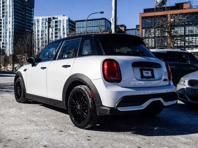 Mini Cooper s 5-Door | ПОДГРЕВИ | KEYLESS | CARFAX, снимка 4 - Автомобили и джипове - 53766422