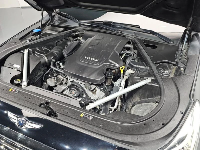 Genesis G90 3.8 Automatic, снимка 6 - Автомобили и джипове - 55598963