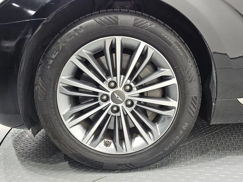 Genesis G90 3.8 Automatic, снимка 5 - Автомобили и джипове - 55598963