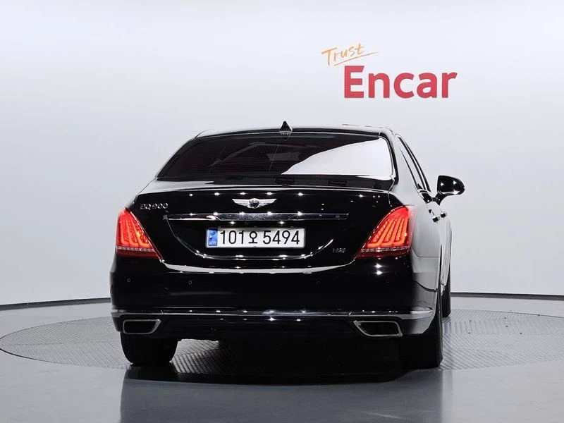 Genesis G90 3.8 Automatic, снимка 4 - Автомобили и джипове - 55598963