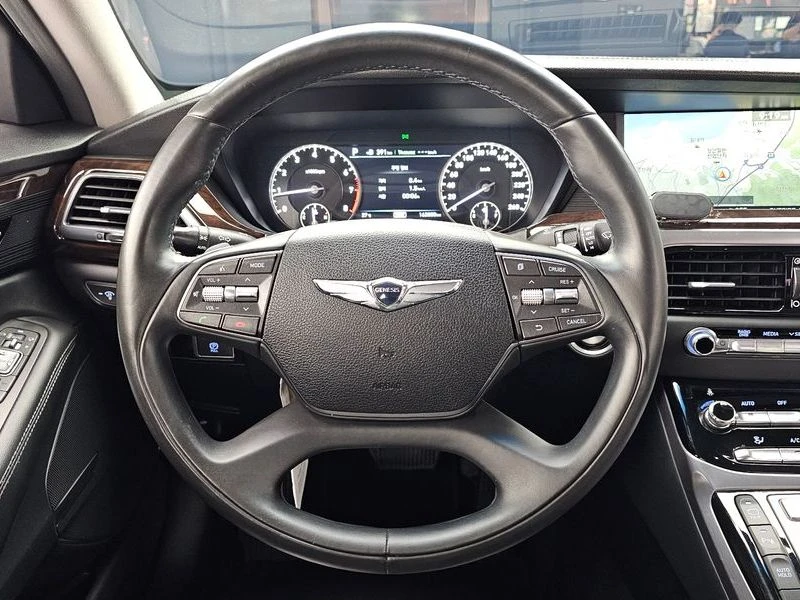 Genesis G90 3.8 Automatic, снимка 13 - Автомобили и джипове - 55598963