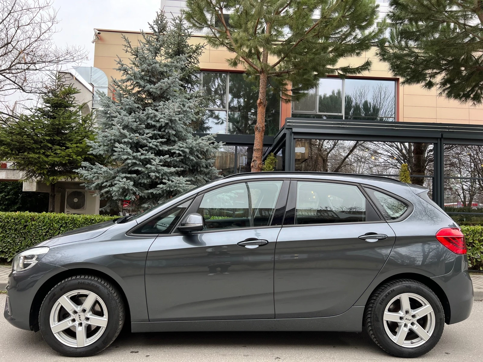 BMW 2 Active Tourer 2.0d NAVI/PODGREV/KOJA/6sk/UNIKAT - изображение 3