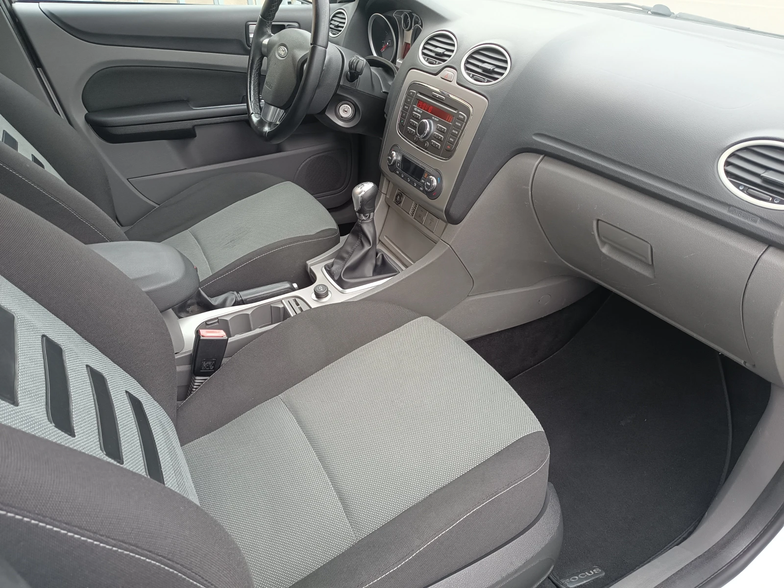 Ford Focus 1.6i / 115 PS | Mobile.bg   14