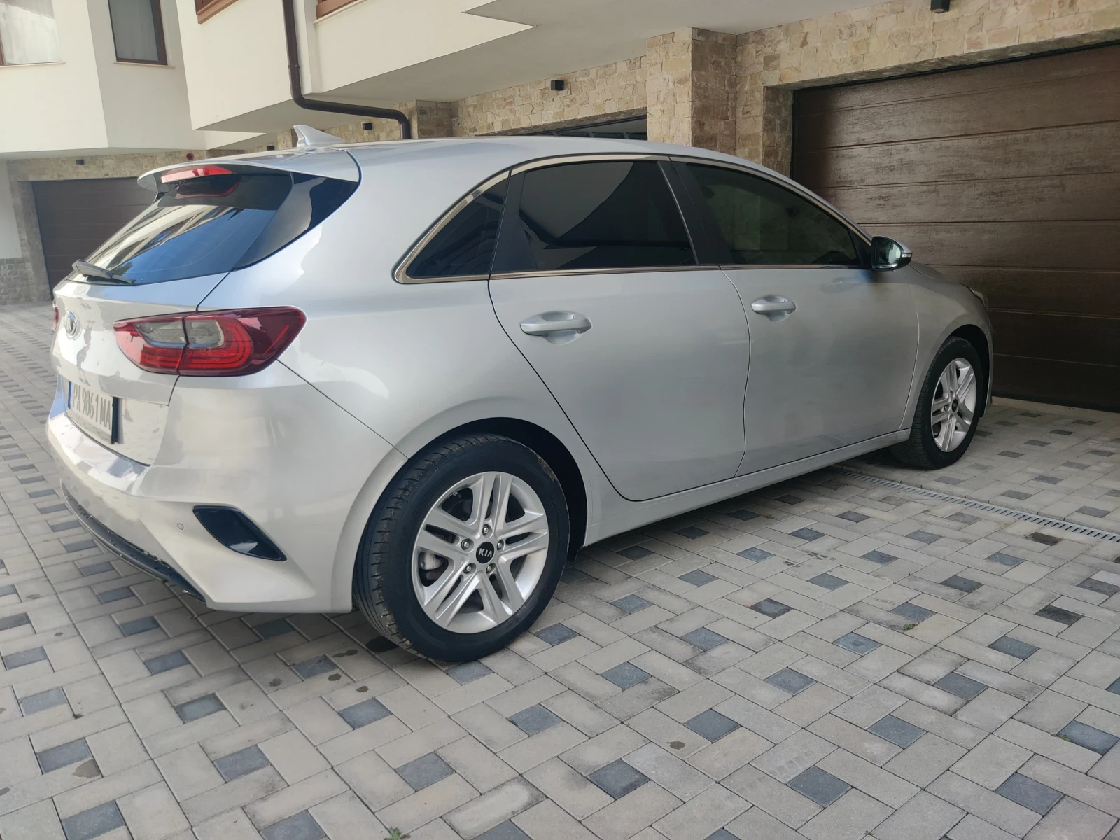 Kia Ceed 1.6 crdi  - изображение 4