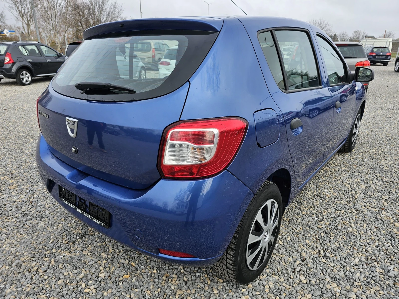 Dacia Sandero 1.2i  75k.s - изображение 5