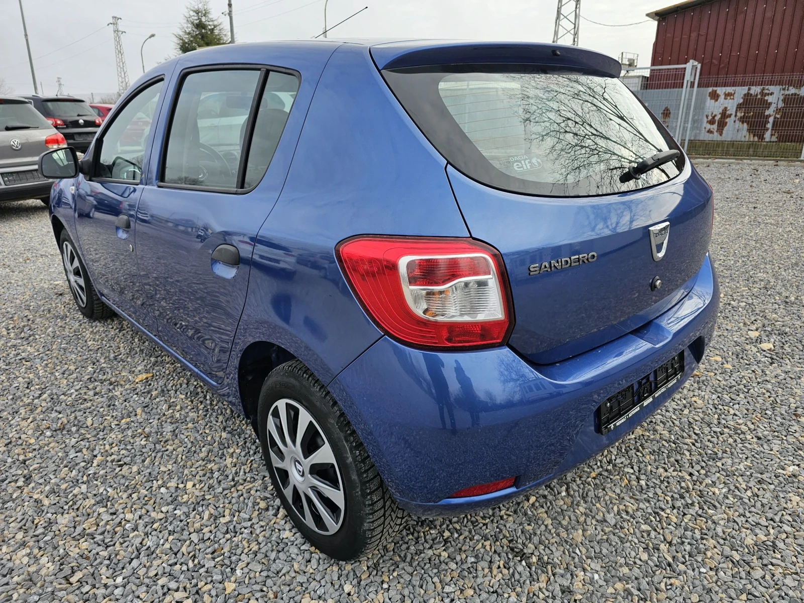 Dacia Sandero 1.2i  75k.s - изображение 6