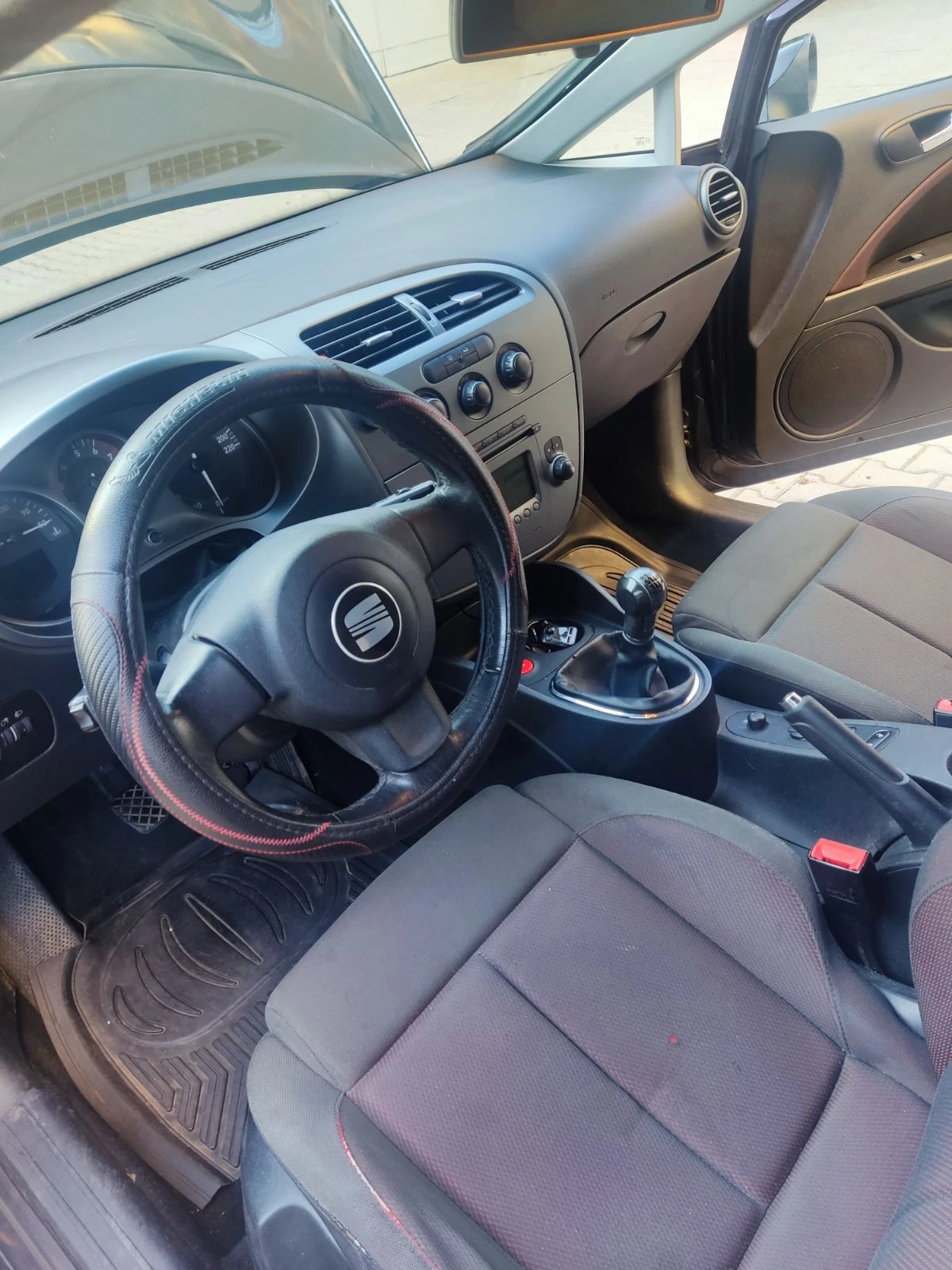 Seat Leon 1.6 - изображение 10