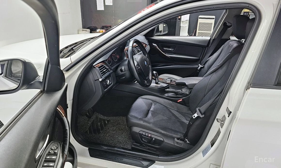 BMW 320  - изображение 10