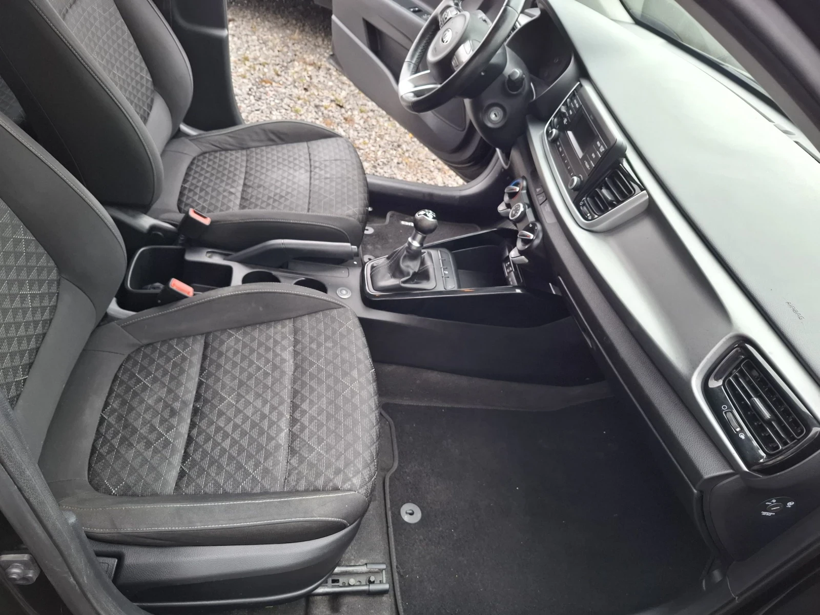 Kia Rio 1.25 -  86..  | Mobile.bg   11