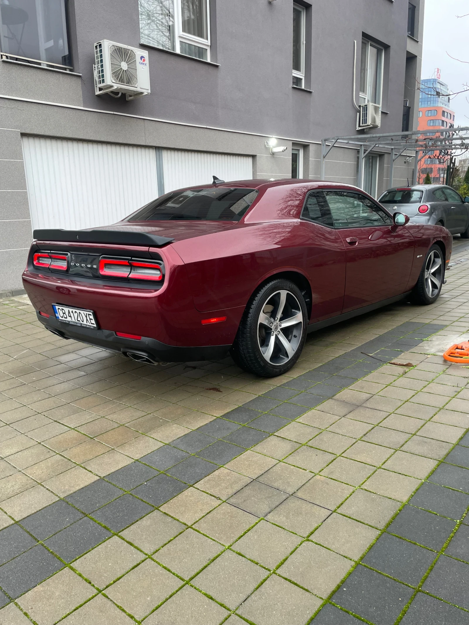 Dodge Challenger 5.7 V8   | Mobile.bg   5
