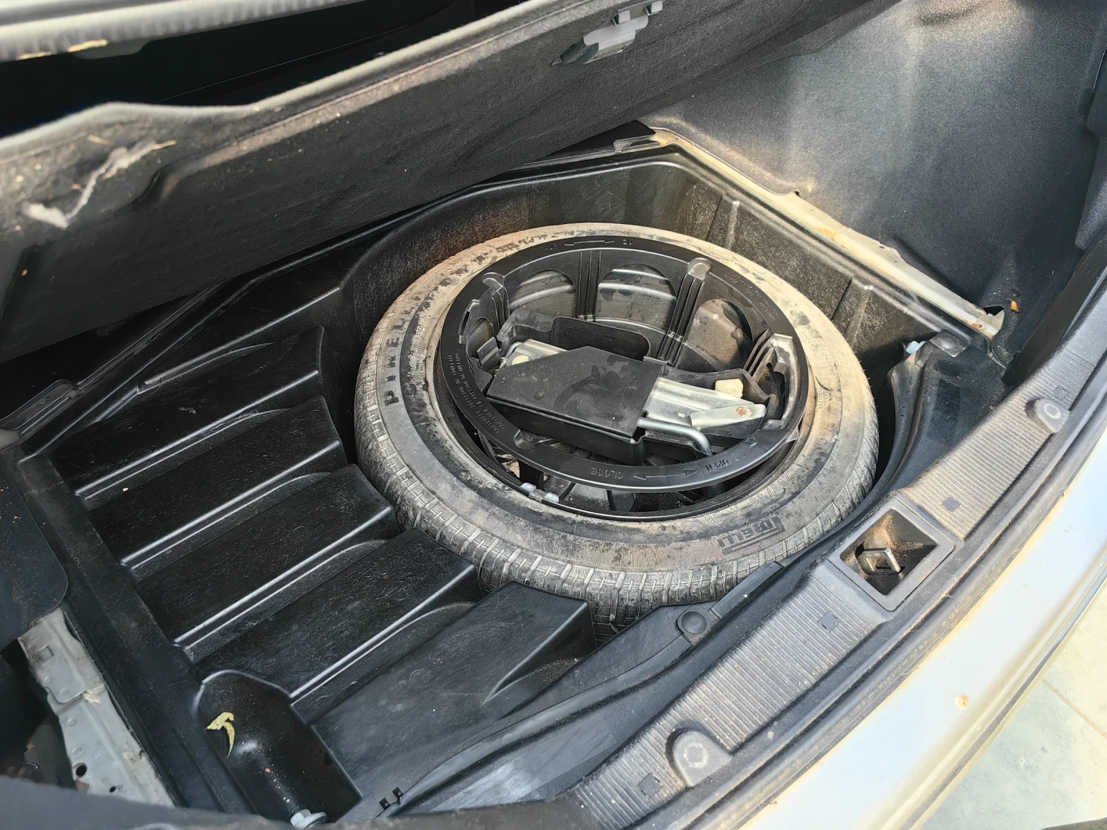 Mercedes-Benz C 270, снимка 9 - Автомобили и джипове - 53773299