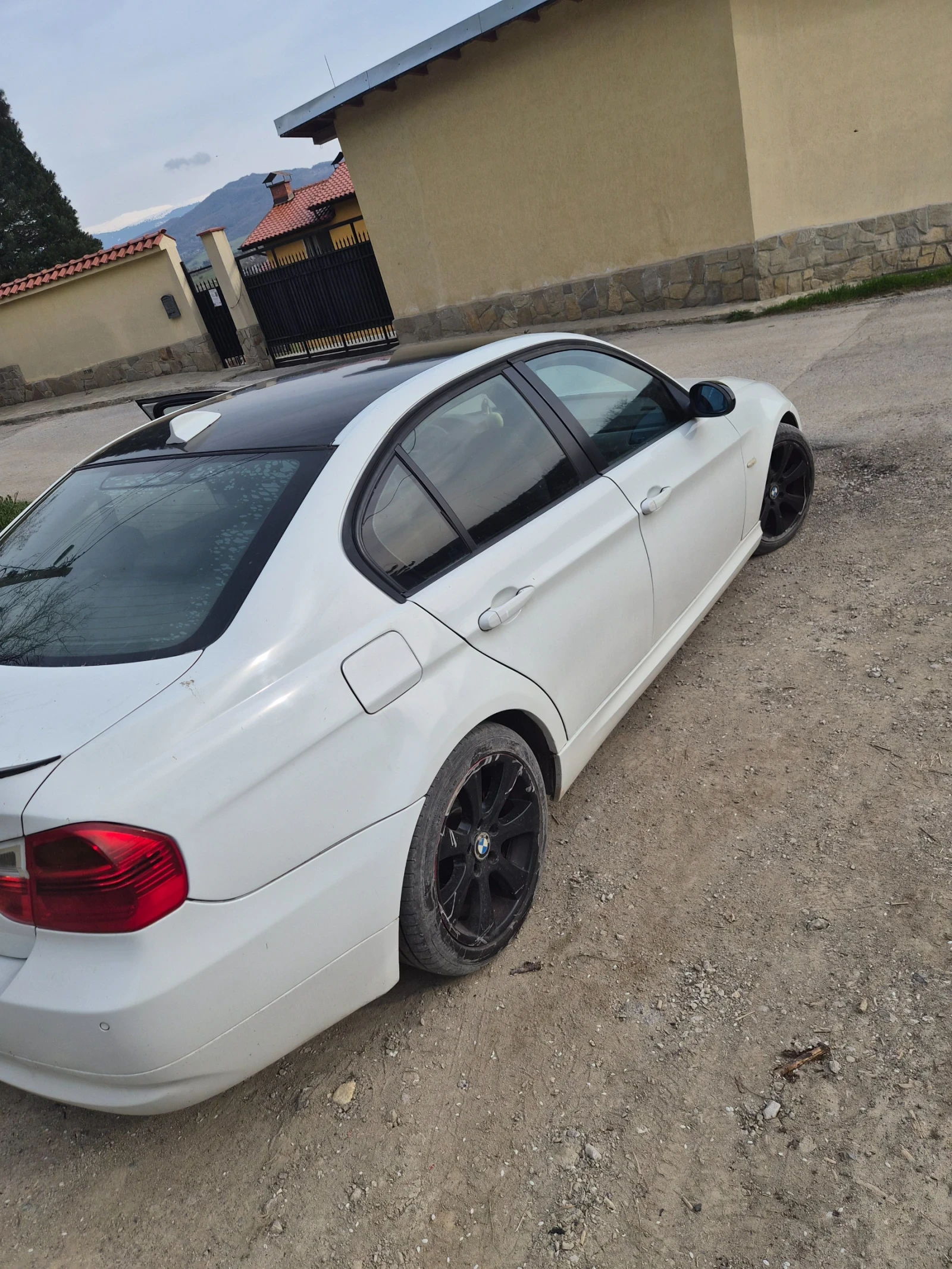 BMW 320 2D 163 к.с., снимка 4 - Автомобили и джипове - 54182479