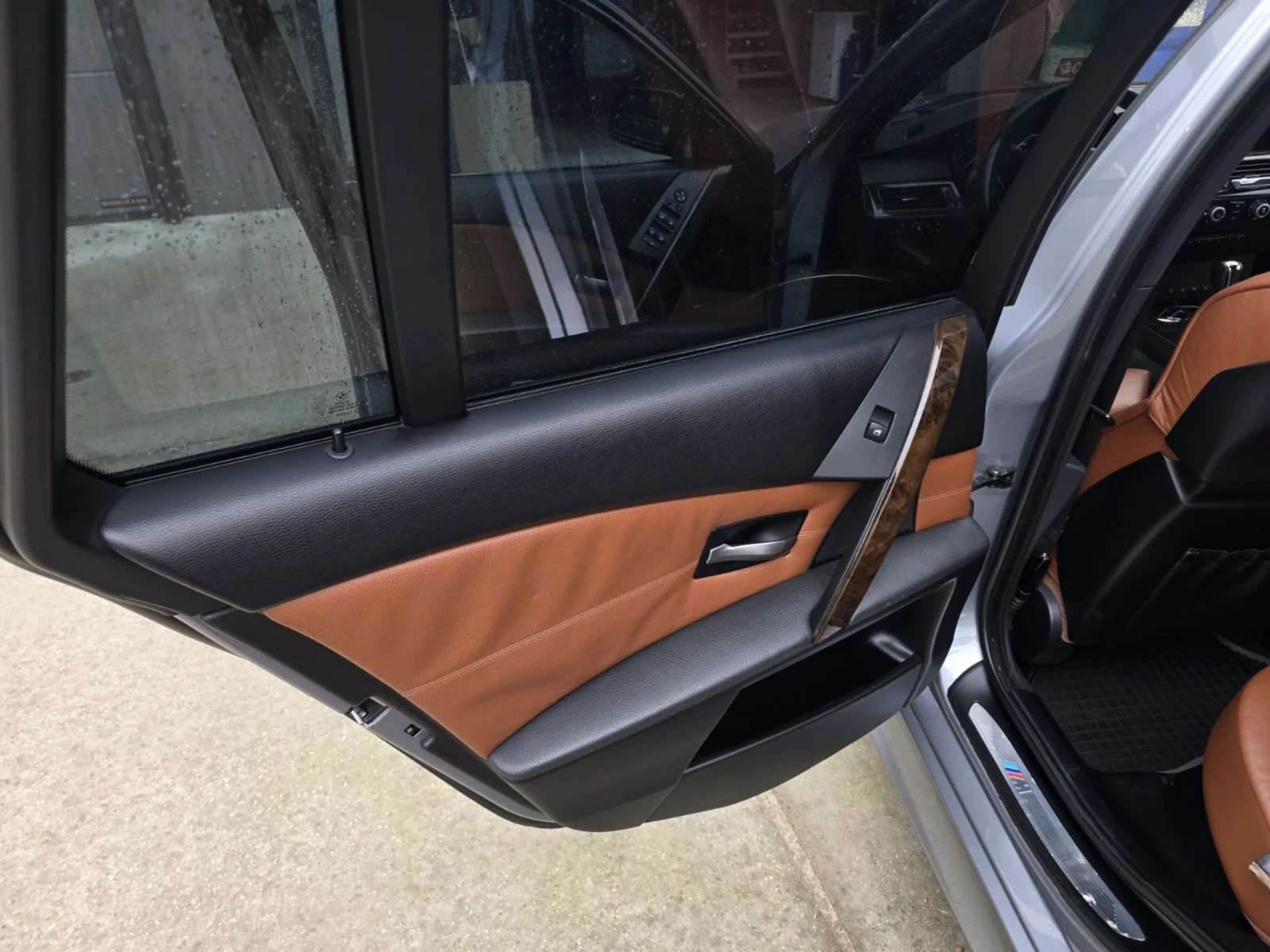 BMW 530, снимка 13 - Автомобили и джипове - 54186409