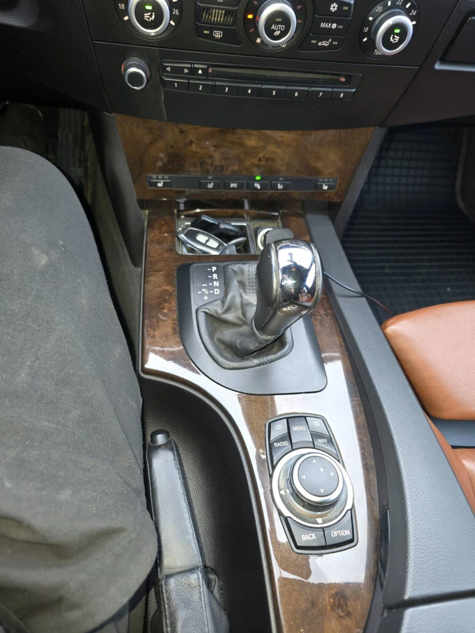 BMW 530, снимка 15 - Автомобили и джипове - 54186409