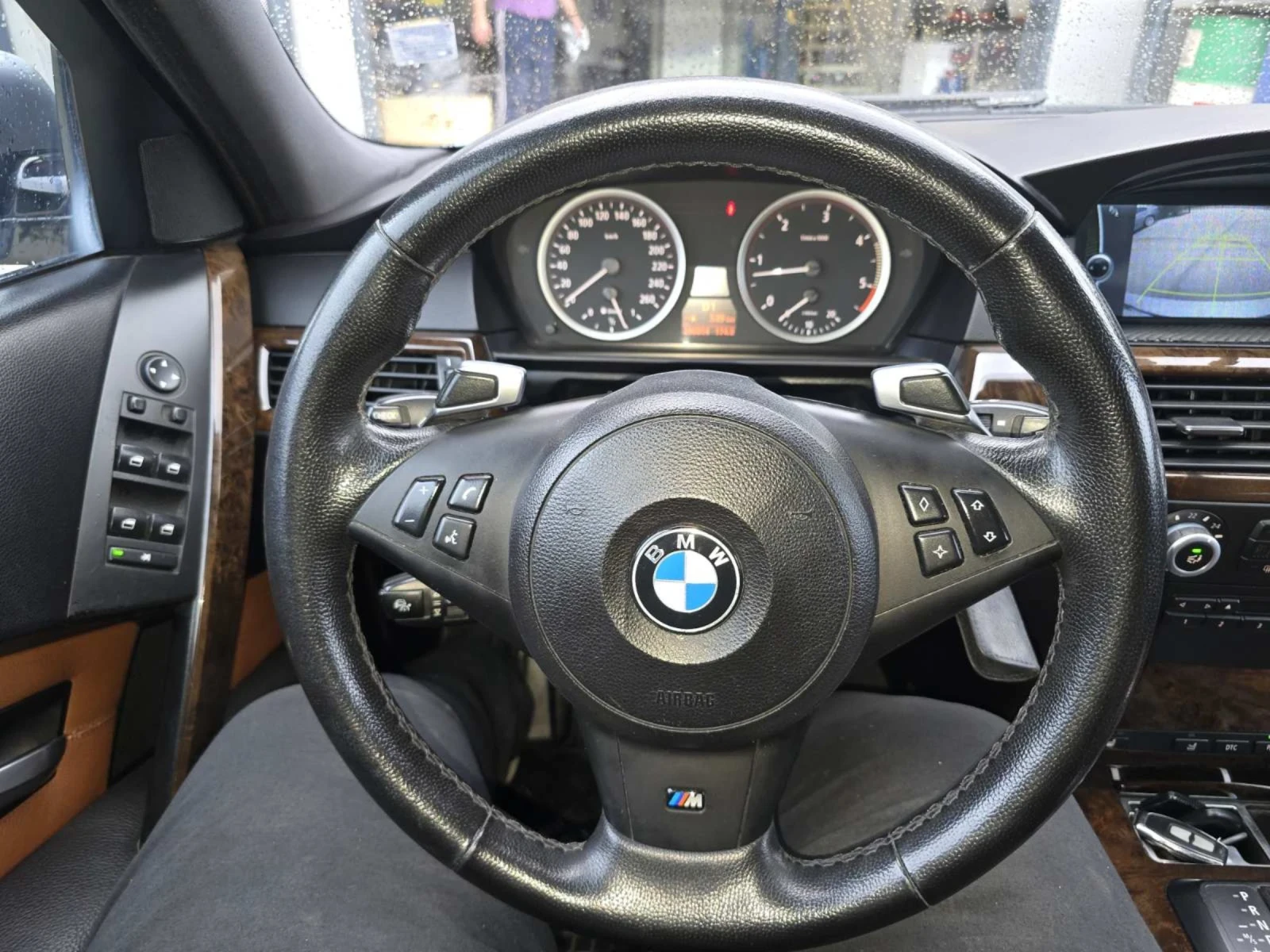 BMW 530, снимка 12 - Автомобили и джипове - 54186409