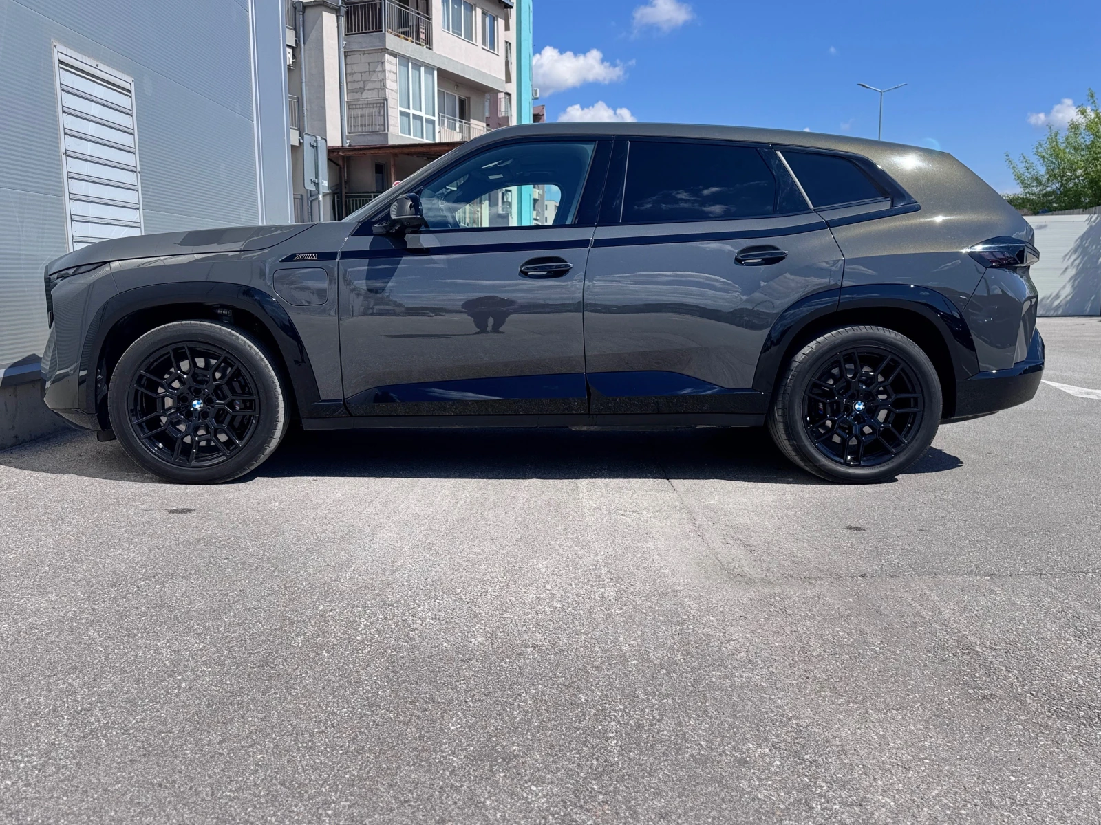 BMW XM V8* Plug in Hybrid* 26KM* 2025* M* TOP*  | Mobile.bg � ����������� 2