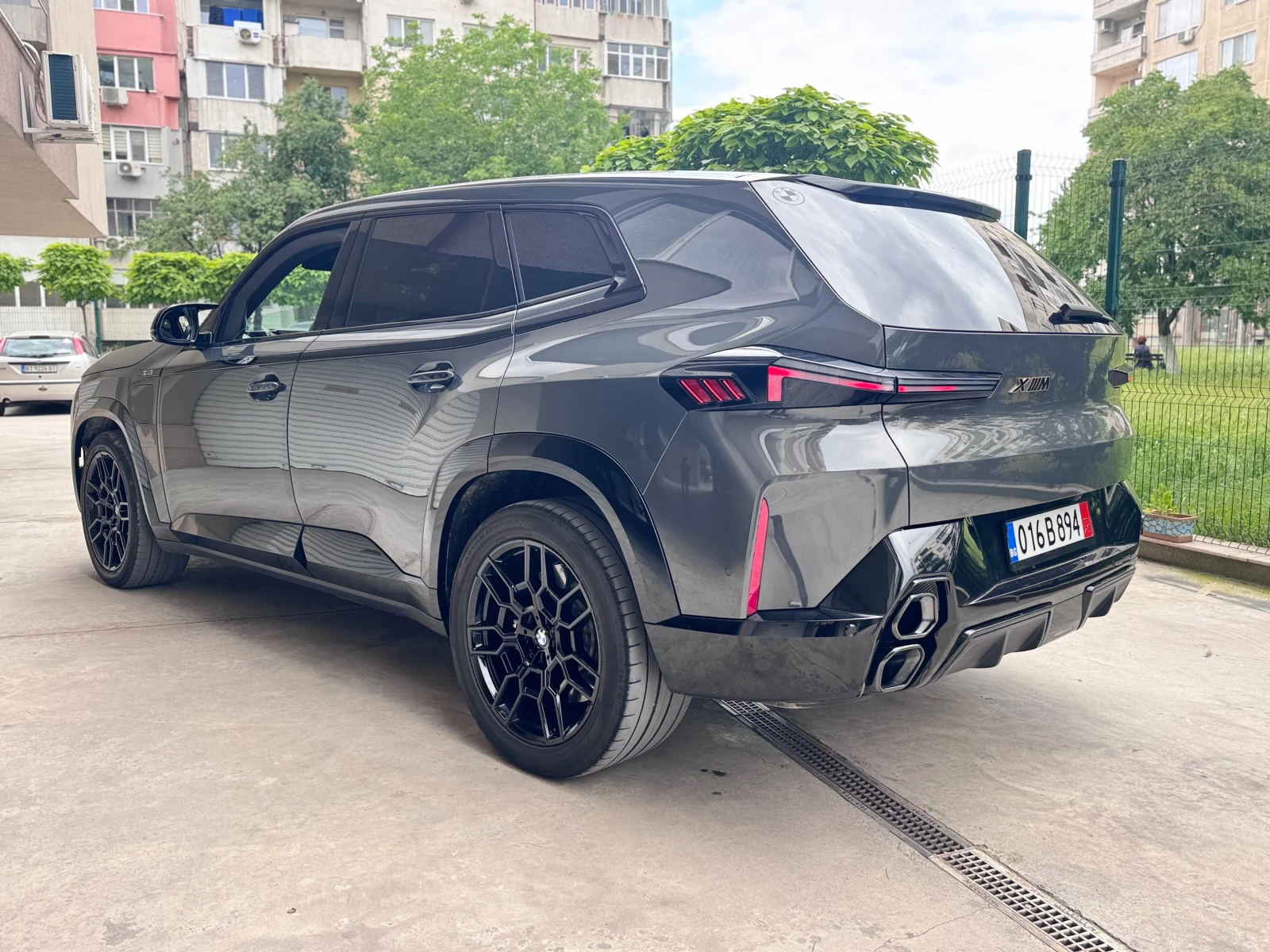 BMW XM V8* Plug in* 4WD* 26KM* 2025* Гаранция* M* TOP* , снимка 6 - Автомобили и джипове - 54768388