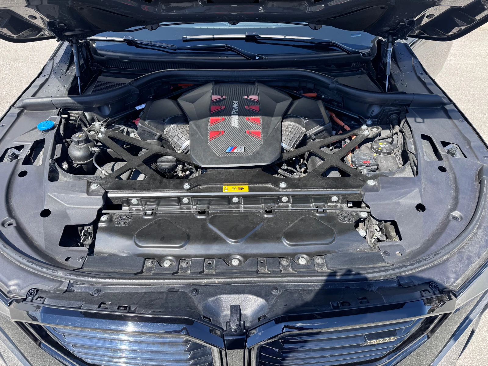 BMW XM V8* Plug in Hybrid* 26KM* 2025* M* TOP*  | Mobile.bg � ����������� 8