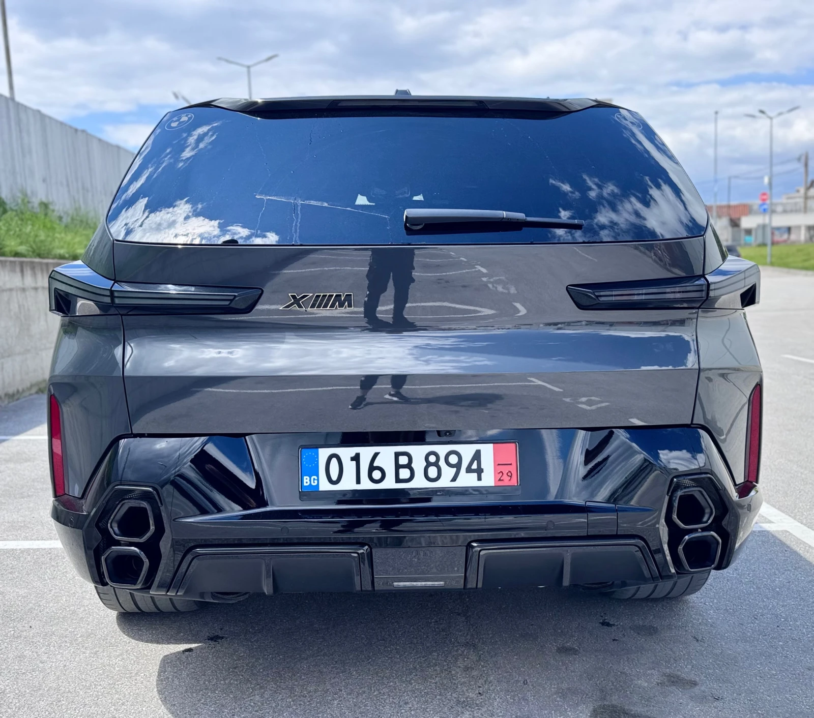 BMW XM V8* Plug in* 4WD* 26KM* 2025* Гаранция* M* TOP* , снимка 4 - Автомобили и джипове - 54309758