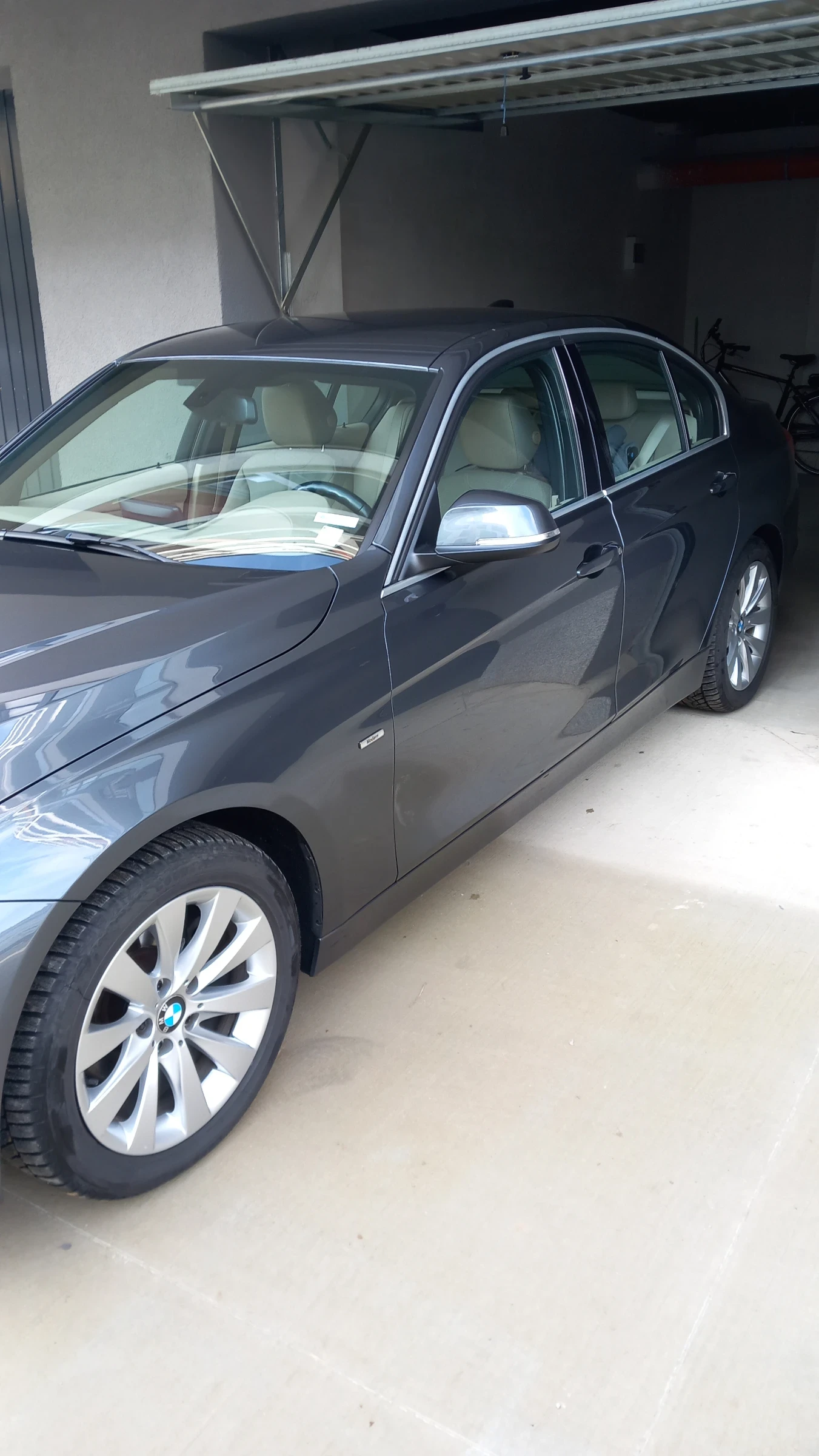 BMW 320 320i, снимка 2 - Автомобили и джипове - 54681487