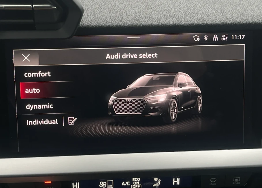 Audi A3 Advanced, снимка 7 - Автомобили и джипове - 54755405