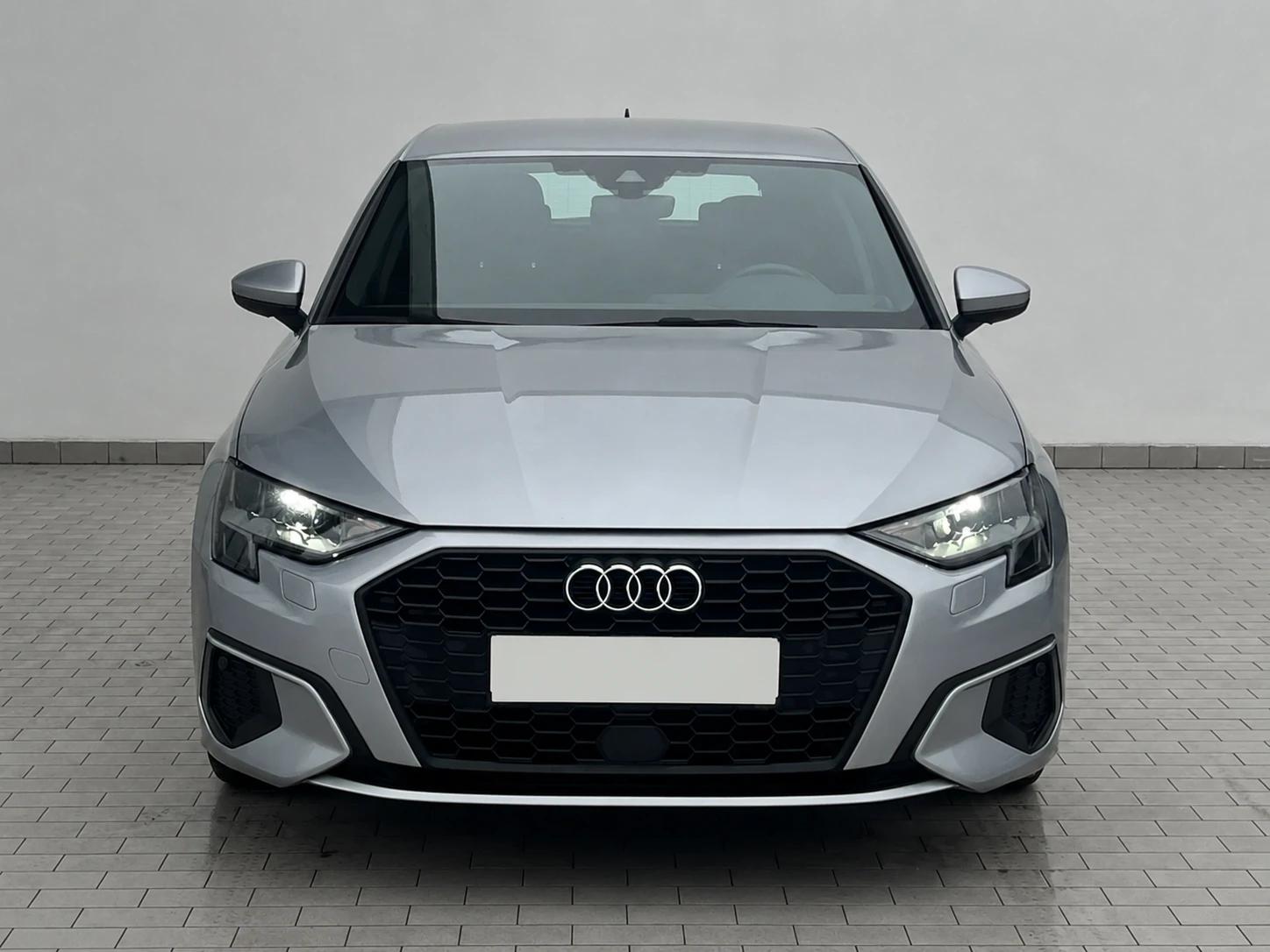 Audi A3 Advanced, снимка 2 - Автомобили и джипове - 54755405