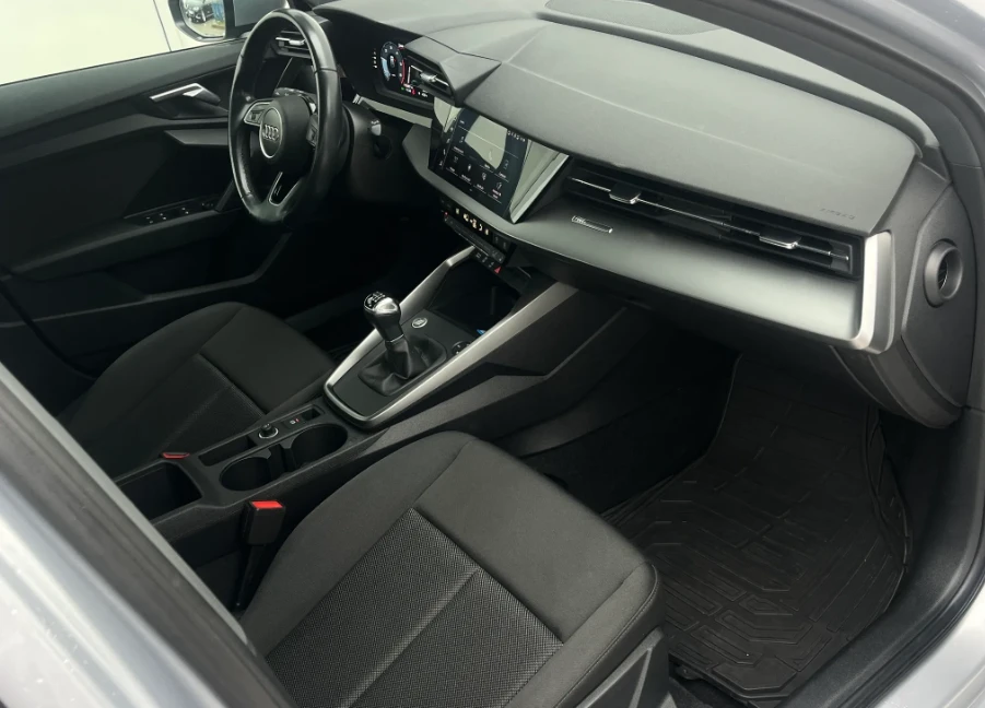 Audi A3 Advanced, снимка 8 - Автомобили и джипове - 54755405