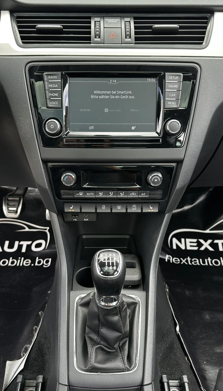 Skoda Rapid 1.2i 110HP PANO CARPLAY LANE ASSIST , снимка 9 - Автомобили и джипове - 54779257