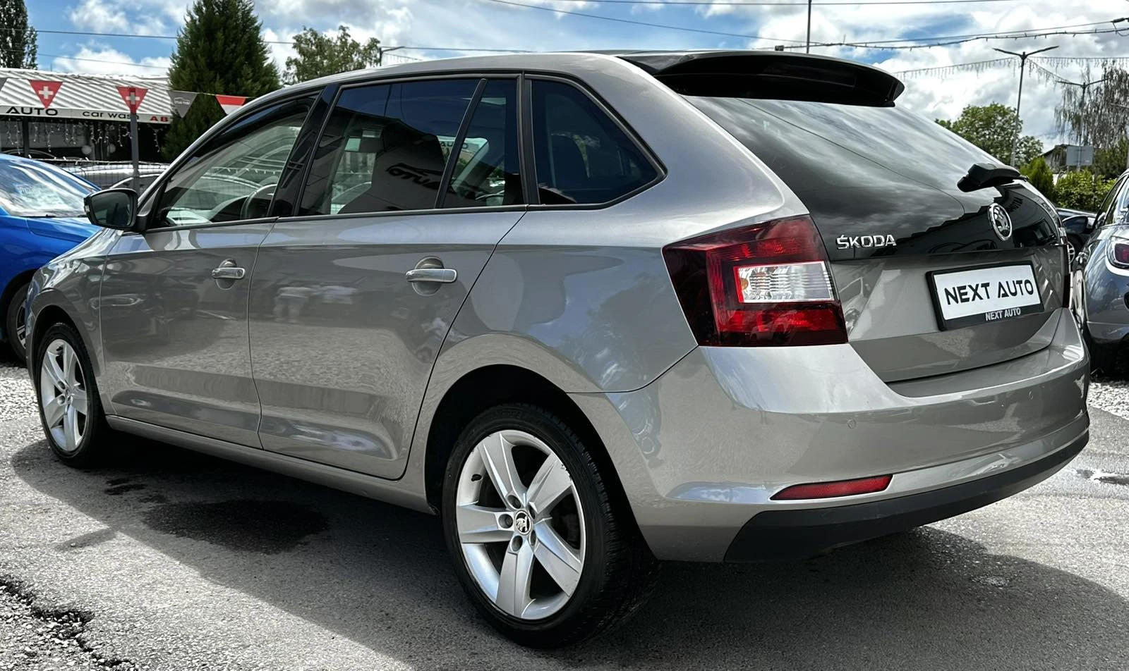 Skoda Rapid 1.2i 110HP PANO CARPLAY LANE ASSIST , снимка 7 - Автомобили и джипове - 54779257