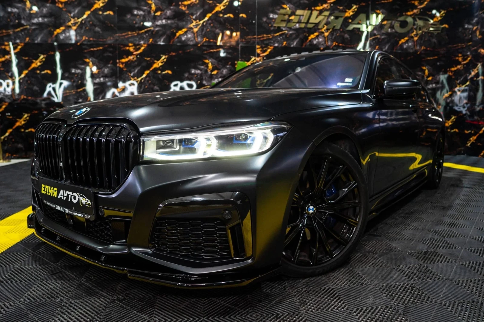 BMW 750 D XDRIVE BLACK FIRE EDITION 1OF150 ЛИЗИНГ 100%, снимка 4 - Автомобили и джипове - 54875632