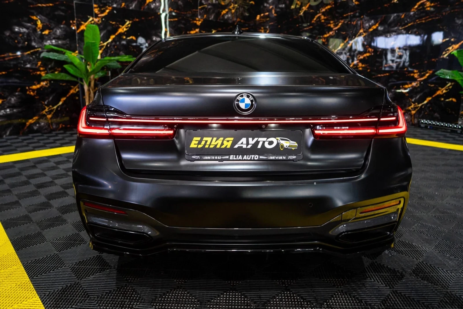 BMW 750 D XDRIVE BLACK FIRE EDITION 1OF150 ЛИЗИНГ 100%, снимка 8 - Автомобили и джипове - 54875632